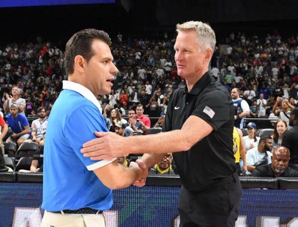 4连胜!美国男篮五虎渐入佳境 后卫双枪攻坚犀利