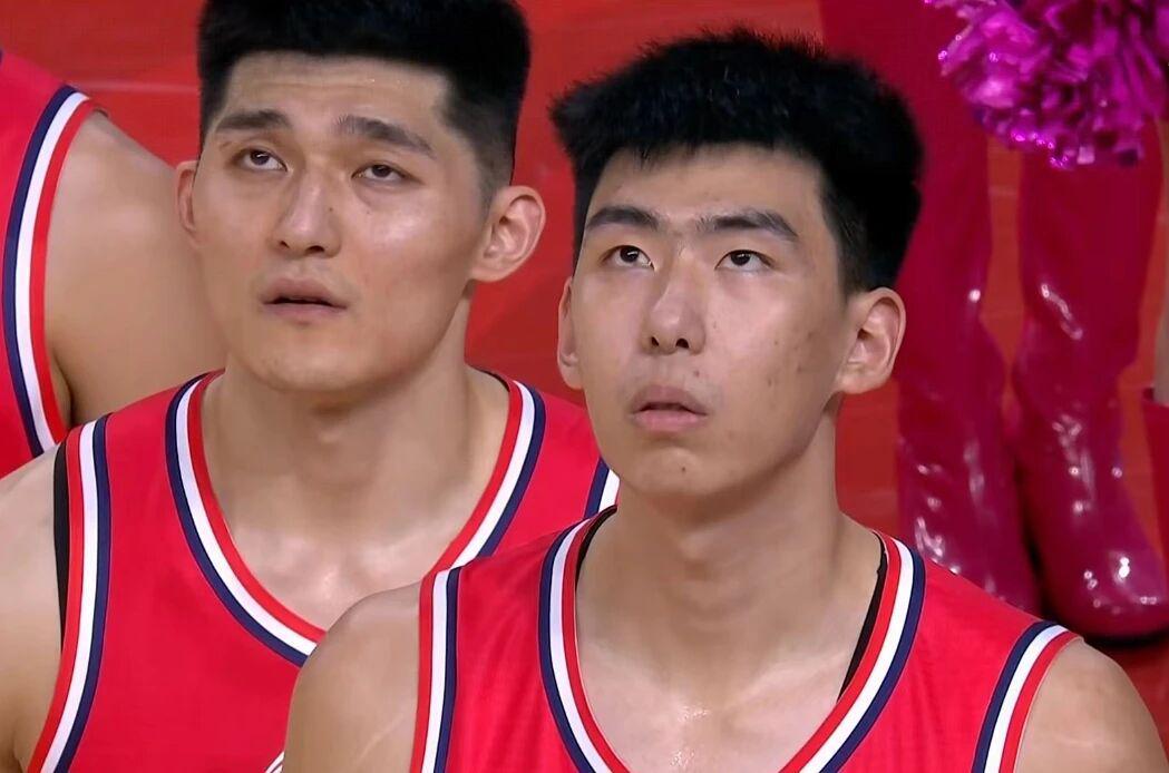 竞彩足球比分-徐昕入围四大奖项名单 一奖已是囊中之物 广州球迷喊他“干杜锋”